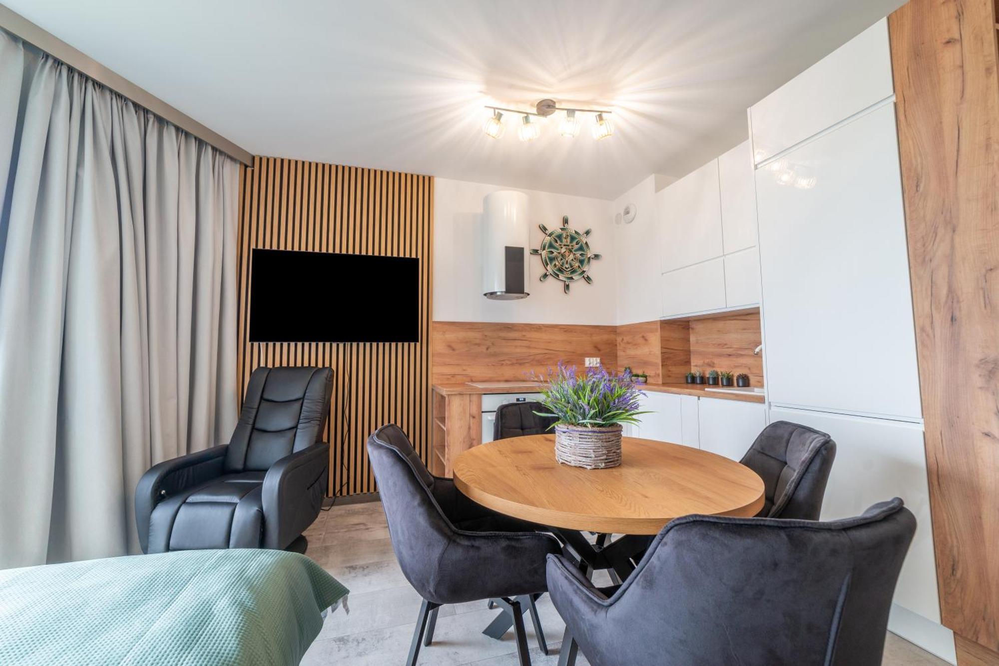 Blue Horizon Apartment